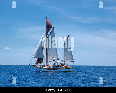 Voilier près de St. John Îles Vierges américaines. Banque D'Images