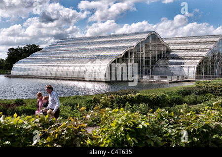 Le Glasshouse au RHS Wisley Gardens Surrey UK Banque D'Images