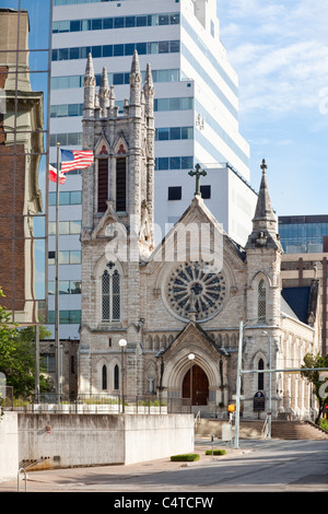 La Cathédrale Saint Mary's dans le centre-ville d'Austin, Texas Banque D'Images