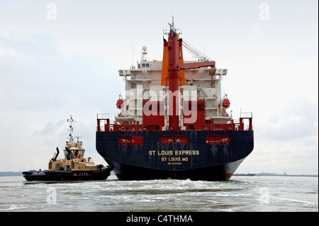 Navire quitte le port St Louis Banque D'Images