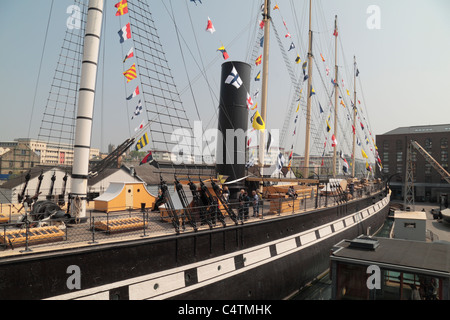 Vue sur le pont (pont supérieur) de SS Great Britain de Brunel quais à Bristol, Bristol, Royaume-Uni. Banque D'Images