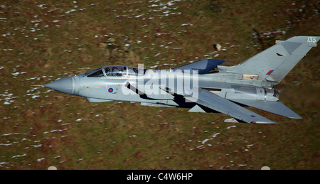 Tornado Gr4 à basse altitude dans le nord du Pays de Galles Banque D'Images