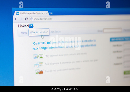 SOUTHAMPTON - le 23 juin : Page d'accueil de grands réseaux sociaux Linkedin.com, internet pour les professionnels, le 23 juin 2011 à Southampton Banque D'Images