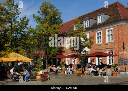 Café et restaurant dans le quartier hollandais, Hollaendisches Viertel, Potsdam, Brandebourg, Allemagne, Europe Banque D'Images