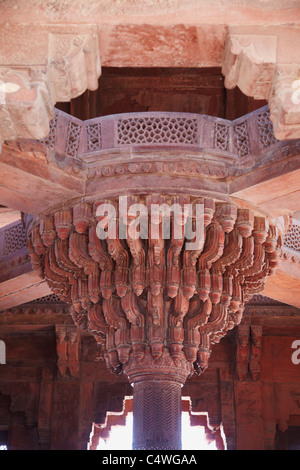 La sculpture en Diwam-i-Khas (salle des audiences privées), Fatehpur Sikri, (Patrimoine de l'UNESCO), de l'Uttar Pradesh, Inde Banque D'Images