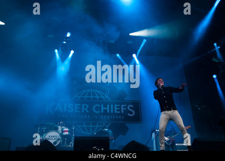 Kaiser Chiefs joue Hard Rock appelant, Hyde Park, Londres le 24 juin 2011 . Les personnes sur la photo : Ricky Wilson Banque D'Images