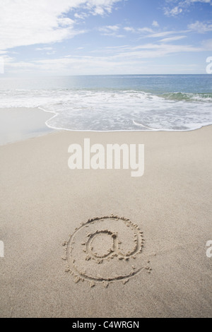 USA, Massachusetts, au panneau dessiné sur une plage de sable Banque D'Images