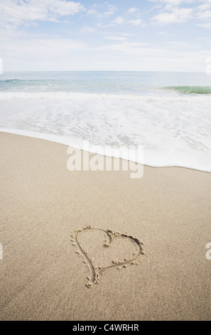 USA, Massachusetts, le coeur dessiné sur une plage de sable Banque D'Images