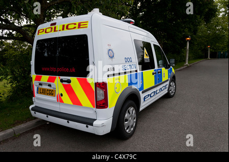 Une Ford Connect British Transport Police Dog Van Banque D'Images