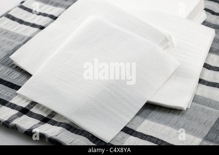 Pile de serviettes blanches Banque D'Images