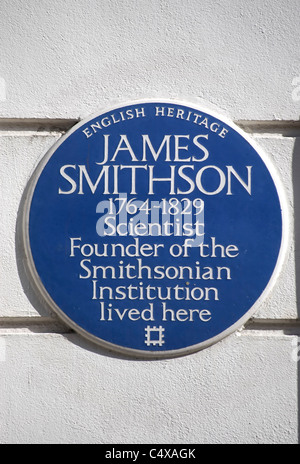 English Heritage blue plaque marquant un accueil de James Smithson, chercheur et fondateur de la Smithsonian, dans Marylebone, Londres, Angleterre Banque D'Images