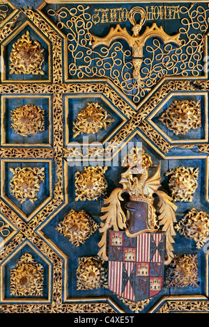 Plafond de couleur, l'Aljaferia Palace, Zaragoza, Aragon, Espagne Banque D'Images