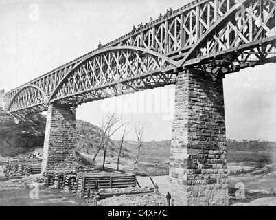 Photographie montrant un truss bridge construit pour l'Aquia Creek & Fredericksburg et Potomac Railroad, 1863 Banque D'Images