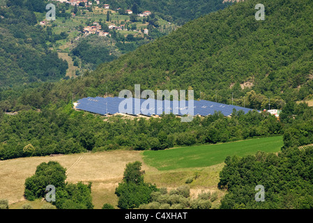 Panneaux solaires, région de Luni, Massa Carrara parc national, toscane, italie Banque D'Images