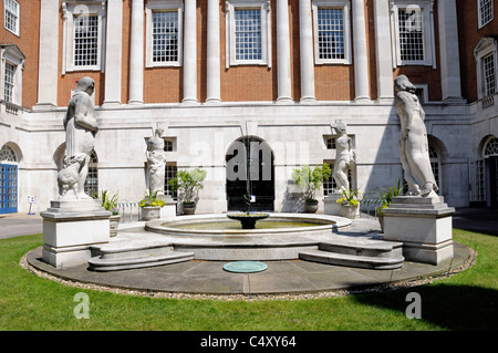 L'Association médicale britannique BMA cour jardin Bloomsbury Londres Angleterre Royaume-uni Banque D'Images