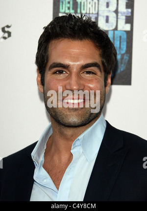 JORDI VILASUSO N'AYEZ PAS PEUR DE L'OBSCURITÉ. PREMIERE LOS ANGELES DOWNTOWN LOS ANGELES CALIFORNIA USA 26 Juin 2011 Banque D'Images