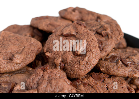 Pile de chocolate chip cookies isolated over white Banque D'Images