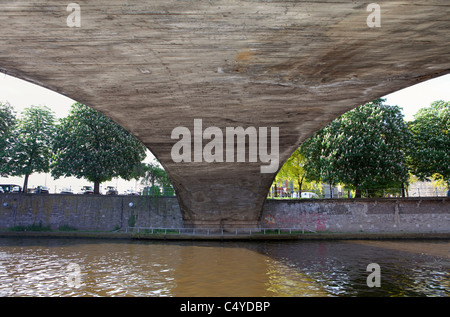 Pont sur Meuse, Namur, Wallonie, Belgique Banque D'Images