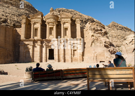 Petra, Jordanie. Site antique de ville habitée par les nabatéens. Maintenant un site du patrimoine mondial. Le monastère, Al Dier Banque D'Images