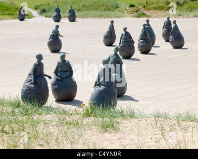 14 d'un groupe de vingt-deux sculptures appelé "morceau de Conversation' par le sculpteur Juan Muñoz Banque D'Images