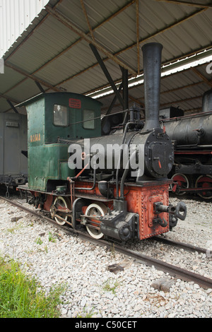 Vieille Locomotive et train museum, Uzicka Pozega, Serbie Banque D'Images