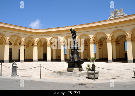 Ancien Marché aux poissons, Piazza Mercato del Pesce, Trapani, Sicile, Italie Banque D'Images