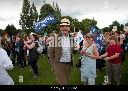 Cambridge, Angleterre. 30 juin 2011. Grève du secteur public et journée de protestation contre les coupes dans les retraites proposées Parkers,piece,Cambridge. Banque D'Images