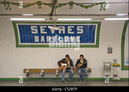 La station de métro Sèvres Babylone Paris France Banque D'Images