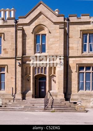 Entrée principale de Cliff House à Marske en bord de mer construit en 1844 par Joseph Pease (1799-1872) comme résidence d'été Banque D'Images