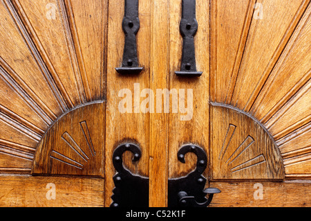 Close-up de la porte en bois à Backnang, Allemagne. Banque D'Images