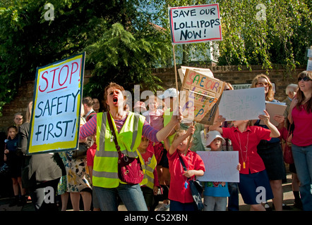 Manifestation contre les licenciements de Southwark Conseil Personnel sucette ? ? Banque D'Images