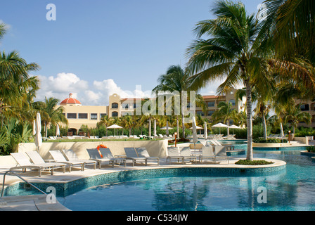 La piscine de l'Hacienda Tres Rios Resort tout compris sur la Riviera Maya, Quintana Roo, Mexique Banque D'Images