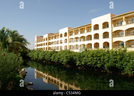 Les mangroves et canal à l'Hacienda Tres Rios Resort tout inclus sur la Riviera Maya, Quintana Roo, Mexique Banque D'Images