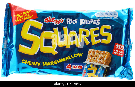 Lot de quatre barres carrés aux RICE KRISPIES Kelloggs tendre guimauve barres de céréales Banque D'Images