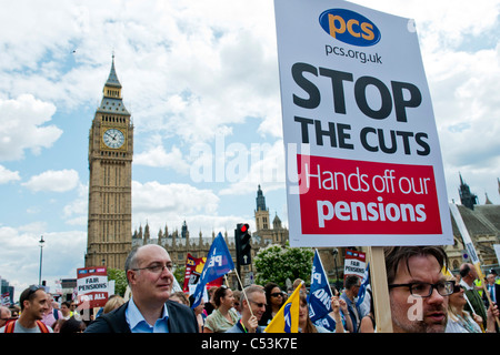 Une marche organisée par le PCS union est rejoint par de nombreux autres. Elle marque une journée de grèves dans le secteur public plus de modifications au régime de pension Banque D'Images