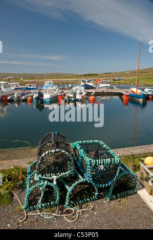 Le port pittoresque de Baltasound, Unst Shetland Isles. 7493 SCO Banque D'Images