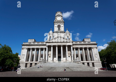 Portsmouth Guildhall dans l'extérieur du centre-ville. Banque D'Images