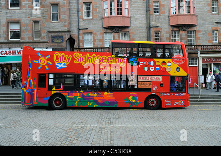 Visite guidée d'Édimbourg Double Decker Bus sur le Royal Mile Banque D'Images
