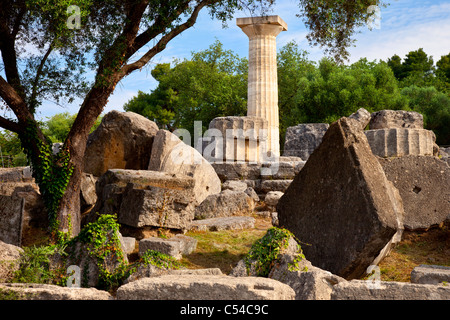 Ruines du temple de Zeus à Olympie, Grèce - Accueil à l'original, à partir des Jeux olympiques en 776 av. Banque D'Images