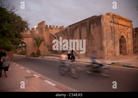 Les remparts qui entourent la ville de Taroudannt sont quelques-uns des mieux conservés au Maroc Banque D'Images