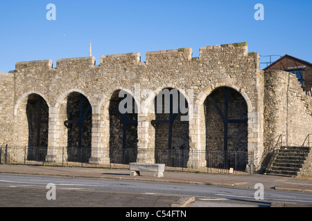 Une partie de l'enceinte médiévale de la vieille ville de Southampton connu comme Les Arcades, Southampton, Hampshire, England, UK Banque D'Images