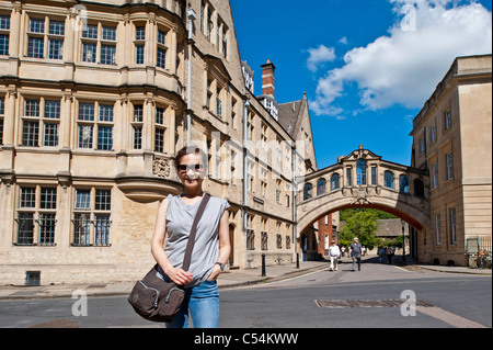 Pont vu de Catte Hertford Street, Oxford, Oxfordshire, Royaume-Uni Banque D'Images