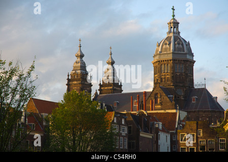 La vieille église Oude Kerk Amsterdam Pays-Bas Europe Banque D'Images