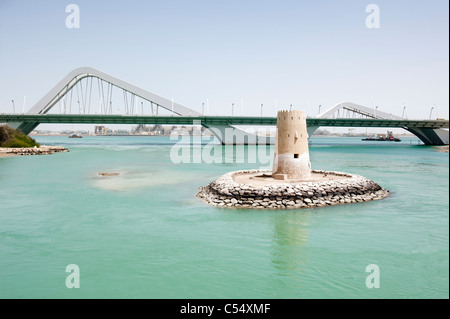 Pont Sheikh Zayed à Abu Dhabi, Émirats arabes unis, l'architecte Zaha Hadid Banque D'Images