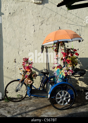 Décorées dans un trishaw Melaka Banque D'Images