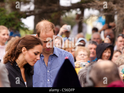 Le prince William, duc de Cambridge et Catherine, duchesse de Cambridge, prendre part à une cérémonie de purification autochtone près de Charlottetown Banque D'Images