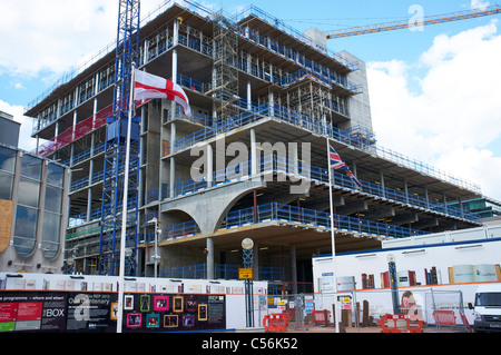 La construction de la nouvelle bibliothèque de Birmingham qui sera terminée en 2013 Centenary Square BIRMINGHAM UK Banque D'Images