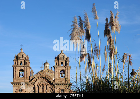 L'église de la Compania de Jesus sur la plaza de Armas de Cusco, Pérou Banque D'Images