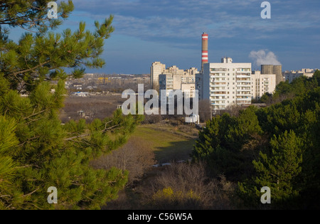 La périphérie de Gresovskiy, Simferopol, l'environnement thermique d'en arrière-plan, Crimea, Ukraine. Banque D'Images