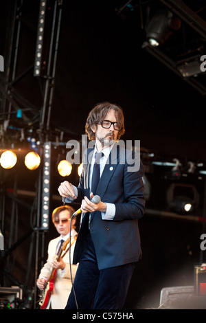 L'exécution d'une pâte secret show sur la scène du parc au festival de Glastonbury 2011 Banque D'Images